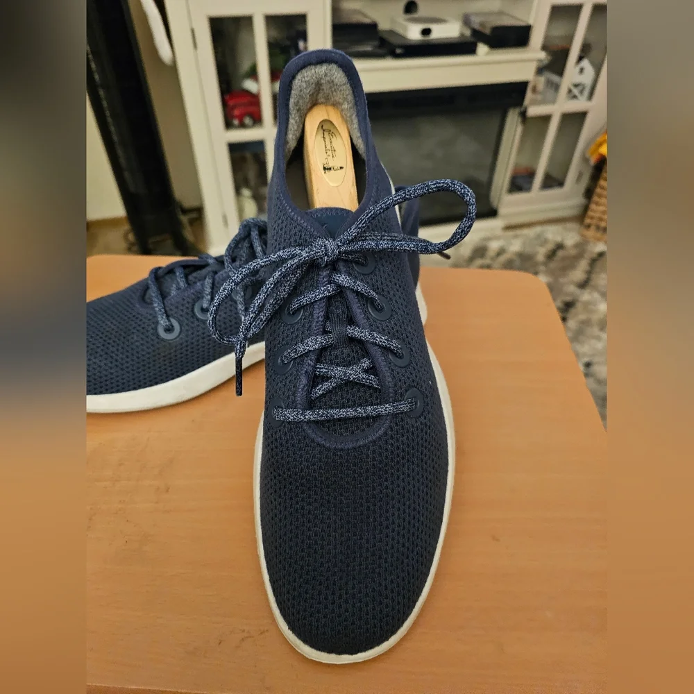 ALLBIRDS Blue Athletic Shoes Sneakers Size 12 SUPER PRE-OWNED!